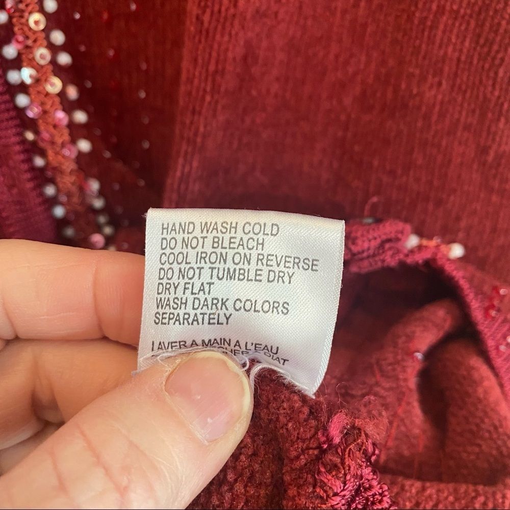 D & D Collection burgandy long sleeve button up cardigan with bead detail medium - Picture 5 of 9